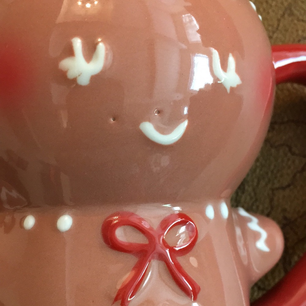Gingerbread Man Mugs with Green and Red Handles (set of two ) NWOT - Picture 5 of 10